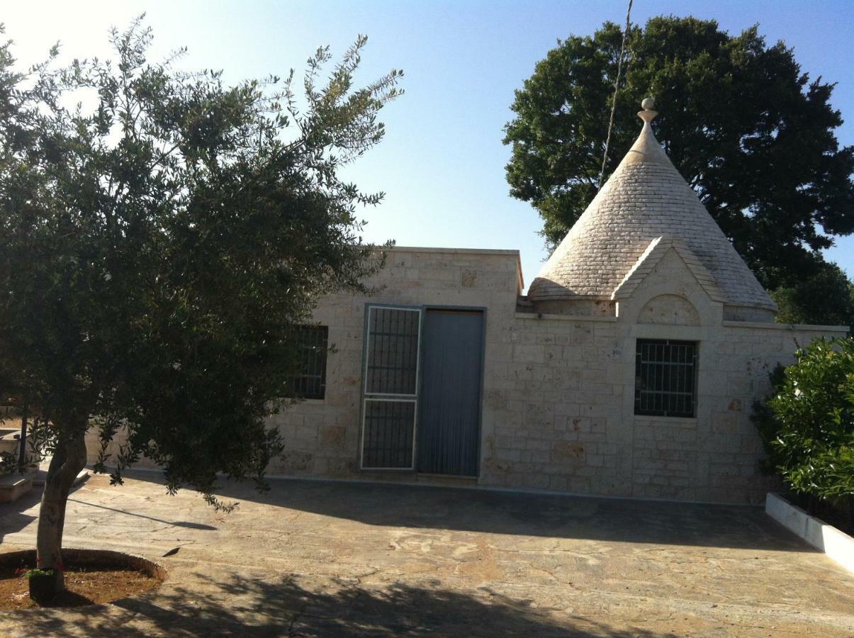 הוילה צ'יסטרנינו Trullo Salamina מראה חיצוני תמונה